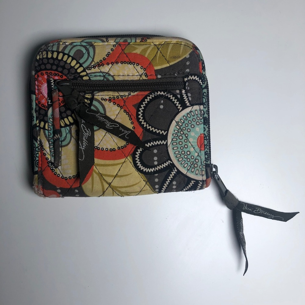 Vera Bradley Wallet Women Multicolor Floral Quilted Zip Around Sun Valley